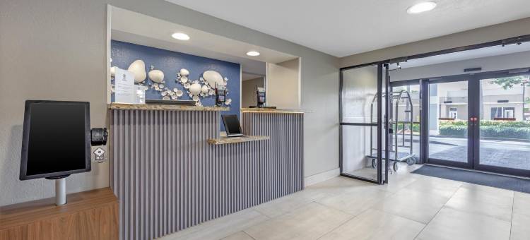 劳德代尔堡贝斯特韦斯特机场酒店(Best Western Fort Lauderdale Airport/Cruise Port)图片