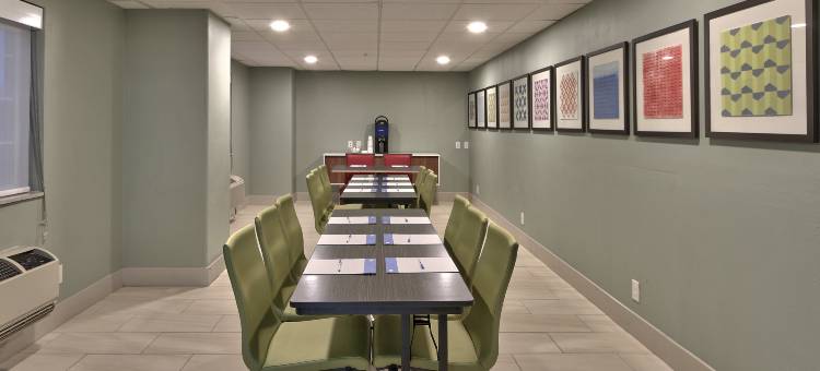 Holiday Inn Express 圣罗莎(Holiday Inn Express SANTA ROSA by IHG)图片