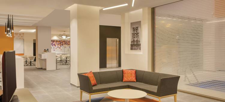 普埃布拉伊克斯普兰达嘉年华快捷酒店(Fiesta Inn Express Puebla Explanada)图片
