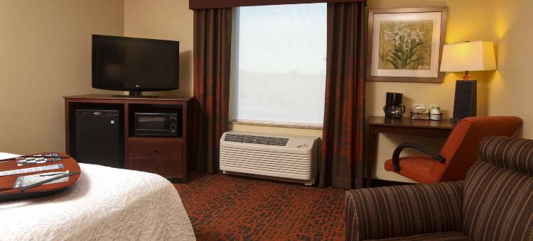 法戈医学中心欢朋套房酒店(Hampton Inn & Suites by Hilton Fargo Medical Center)图片