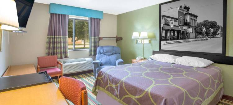 尚佩恩温德姆速8酒店(Super 8 by Wyndham Champaign)图片