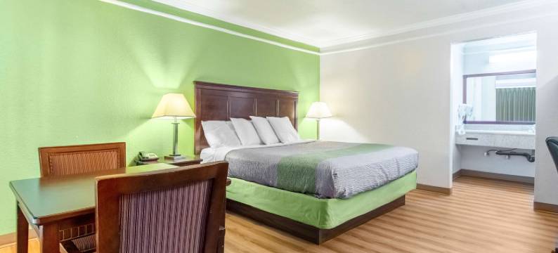 金斯堡6号汽车旅馆(Motel 6 Kingsburg, CA)图片