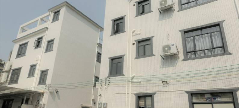 小何房东特色民宿图片
