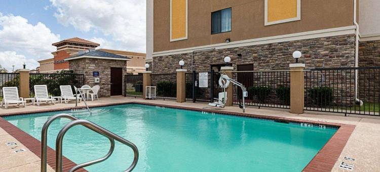 休斯顿西部能源走廊温德姆戴斯套房酒店(Days Inn & Suites by Wyndham Houston / West Energy Corridor)图片