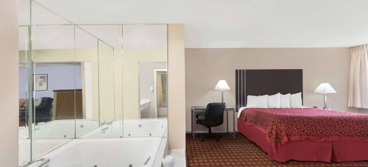 克利奇站戴斯酒店(Days Inn by Wyndham College Station University Drive)图片