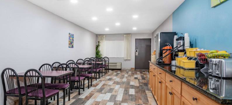 北奥兰多/卡塞尔贝里戴斯酒店(Days Inn by Wyndham N Orlando/Casselberry)图片