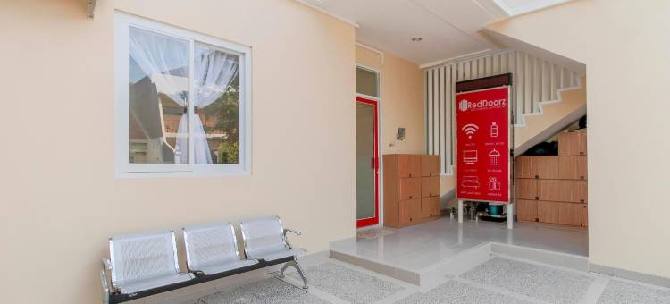 红门酒店-近苏加诺哈达国际机场(RedDoorz Near Soekarno Hatta Airport)图片