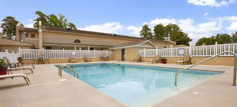 亚历山大市戴斯酒店(Days Inn by Wyndham Alexander City)图片