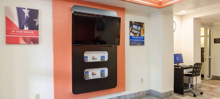 6号布里斯都汽车旅馆(Motel 6 Bristol, VA)图片