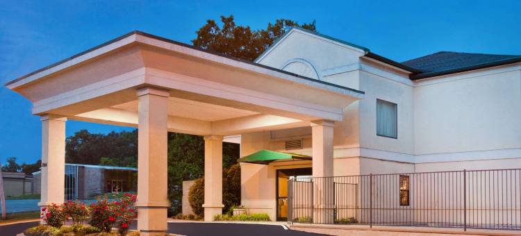 奥格尔索普堡-查特TN区温德姆速8酒店(Super 8 by Wyndham Ft. Oglethorpe GA/Chatt TN Area)图片