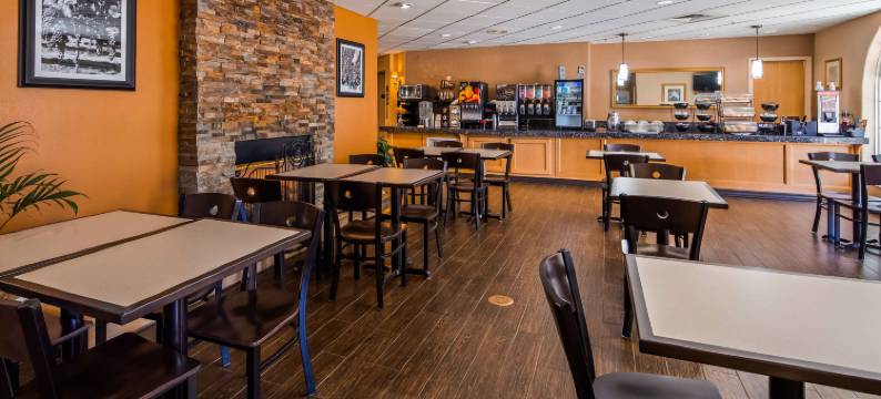 考德威尔贝斯特韦斯特优质套房酒店(Best Western Plus Caldwell Inn  Suites)图片