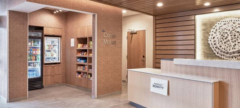 潘提顿万枫套房酒店(Fairfield Inn & Suites Penticton)图片