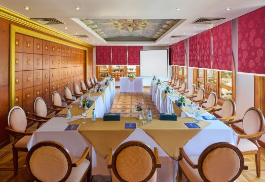 Dreams Beach Resort Hotel Overview