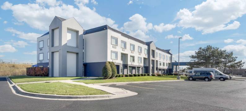 格伦维尤 - 芝加哥郊区贝斯特韦斯特套房酒店(Best Western Glenview Inn-Chicagoland Inn and Suites)图片