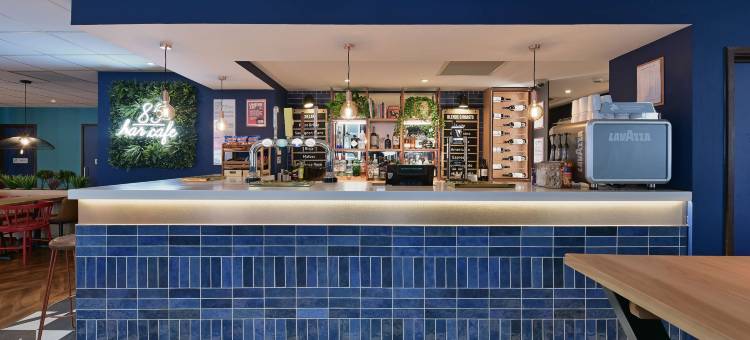 加的夫中央皇后街旅屋酒店(Travelodge Cardiff Central Queen Street)图片