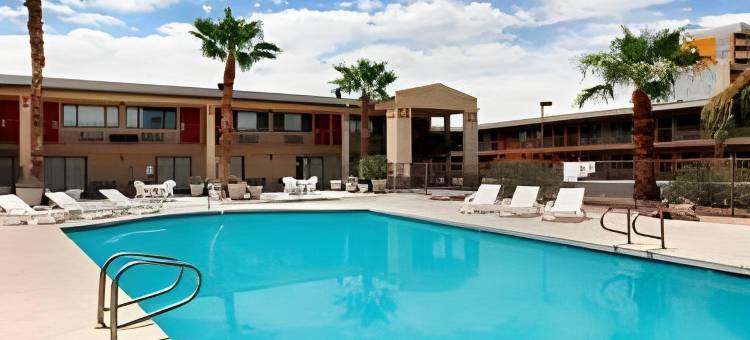 图森市中心会议中心速8酒店(Super 8 by Wyndham Tucson Downtown Convention Center)图片