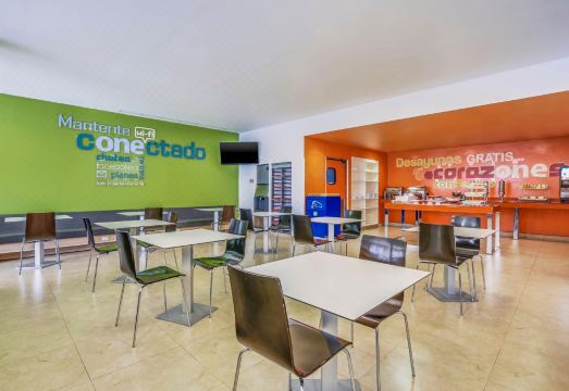 One Leon Poliforum Hotel Overview