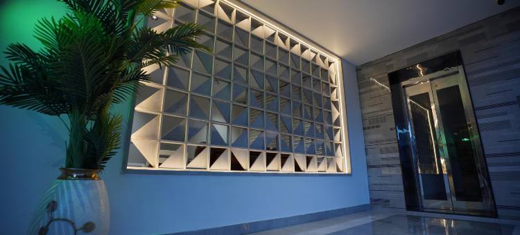 S V Royal Luxury Rooms图片