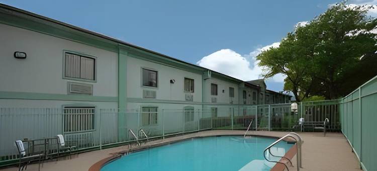 休斯顿霍比机场品质套房酒店(Quality Suites Houston Hobby Airport)图片