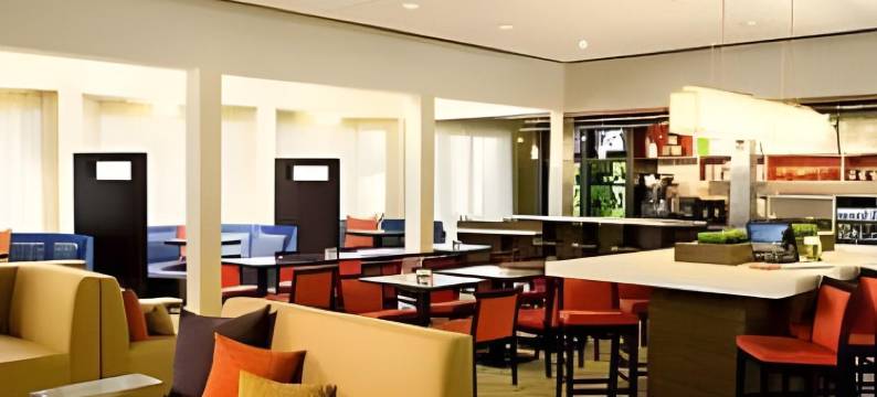 阿尔伯克尔基机场万怡酒店(Courtyard Albuquerque Airport)图片