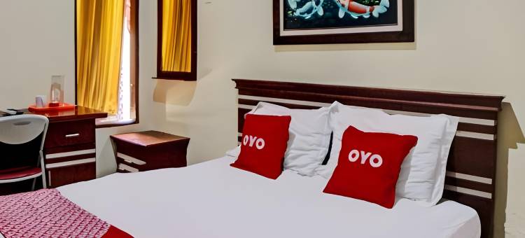 红多兹酒店-近棉兰赛提亚布迪RS(RedDoorz Near RS Setiabudi Medan)图片