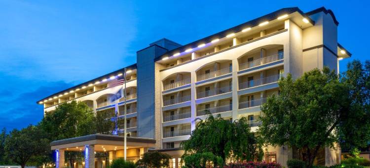 普鲁士王镇智选假日套房酒店(Holiday Inn Express & Suites King of Prussia)图片