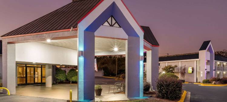 加里斯堡-罗阿诺克拉皮兹温德姆速8酒店(Super 8 by Wyndham Garysburg/Roanoke Rapids)图片