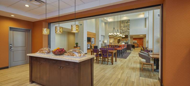 罗斯堡欢朋套房酒店(Hampton Inn & Suites Roseburg)图片