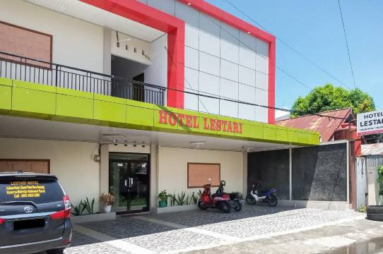 RedDoorz near Pasar Baru (红门靠近新菜场马穆朱)(RedDoorz Plus at Hotel Lestari Karema Mamuju)