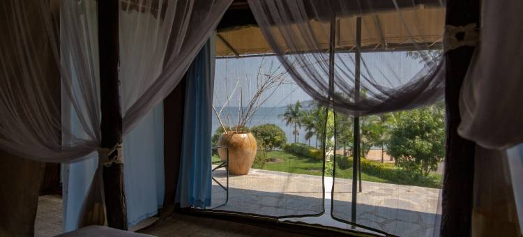 旅馆房间 - 在鲁舍尔基伍度假村找到一个安静的海滩度假村！(Room in Lodge - Find a Quiet Beach Resort at Rushel Kivu Resort!)图片