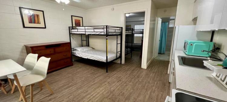威基基海滨旅馆(Waikiki Beachside Hostel)图片