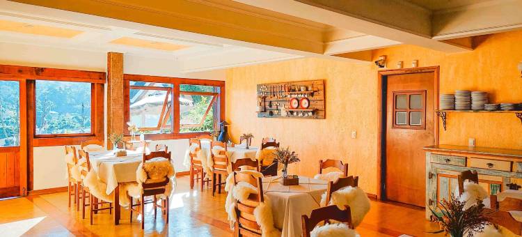 维多利亚别墅旅馆卡慕斯多若尔当(Pousada Victoria Villa by Nacional Inn - A 800 Metros da Vila Capivari)图片