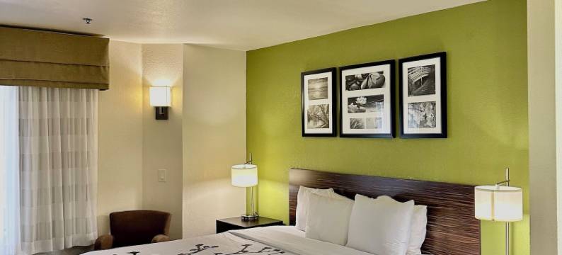 舒眠酒店及套房塔尔萨中心I-44(Sleep Inn & Suites Tulsa Central I-44)图片