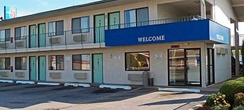 罗德威酒店(Rodeway Inn Fort Smith I-40)图片