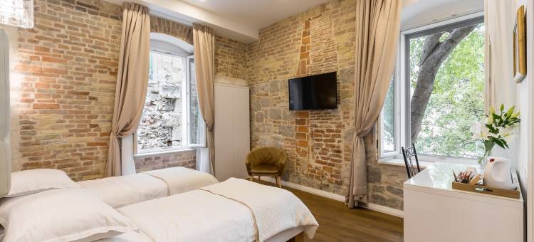 佩莱格里尼奢华旅馆(Pellegrini Luxury Rooms)图片