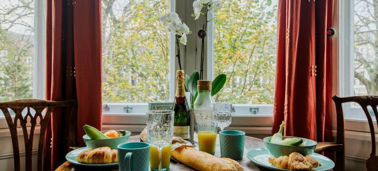 82大教堂套房，私人停车场(The Suite, 82 Cathedral, Private Parking)图片