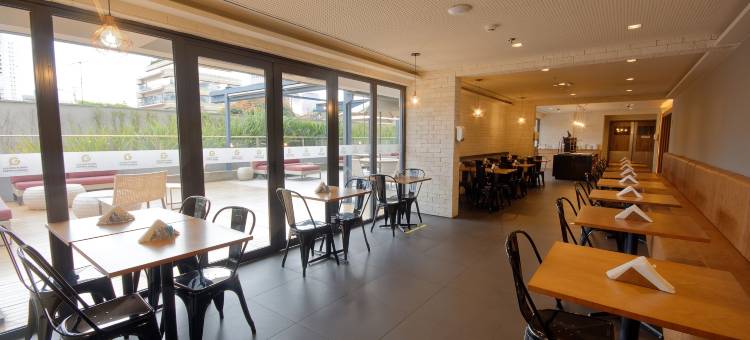 金塔快车贝里尼 - 凤凰酒店(Golden Tower Express Berrini by Fênix Hotéis)图片