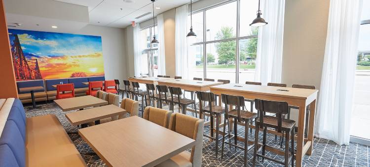 冈德森套房酒店(Gundersen Hotel & Suites)图片