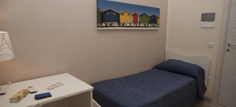 萨莱诺 4 客房民宿(4Rooms B&B Salerno)图片