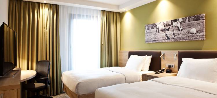 亚琛蒂沃利希尔顿欢朋酒店(Hampton by Hilton Aachen Tivoli)图片