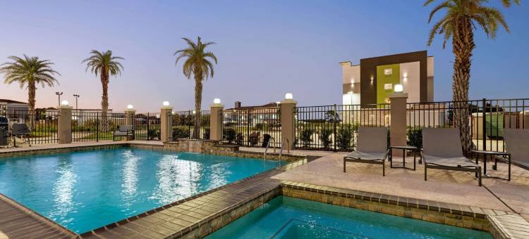 阿瑟港拉昆塔温德姆套房酒店(La Quinta Inn & Suites by Wyndham Port Arthur)图片