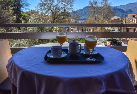 Elia Deluxe Accommodation Hotel Overview