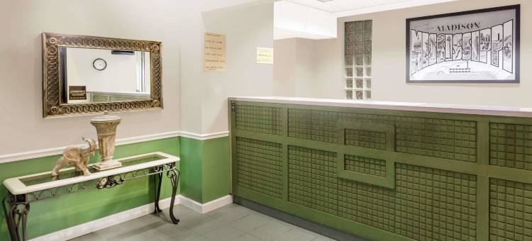 麦迪逊-里奇兰地区温德姆速8酒店(Super 8 by Wyndham Madison/Ridgeland Area)图片