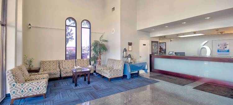 洛杉矶南湾劳恩代尔6号公寓套房酒店(Suites Lawndale, CA – South Bay)图片