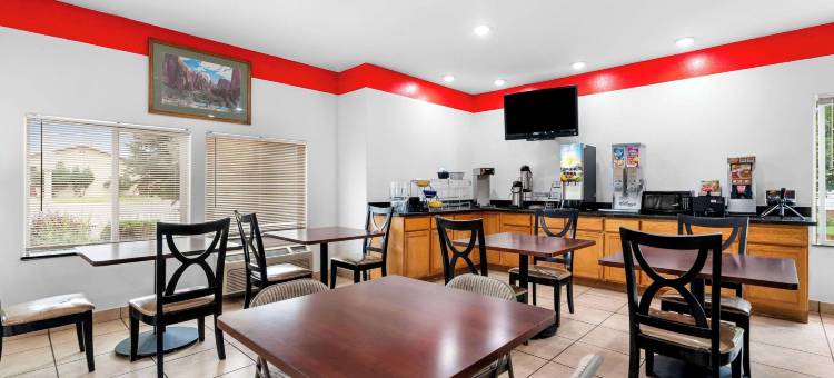 伊克诺旅馆潘圭奇，靠近布莱斯峡谷(Econo Lodge Panguitch Near Bryce Canyon)图片