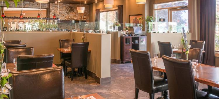希尔拓普酒店 - 萨蒙阿姆(Hilltop Inn - Salmon Arm)图片