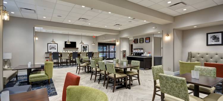 利沃尼亚底特律欢朋套房酒店(Hampton Inn  Livonia Detroit)图片
