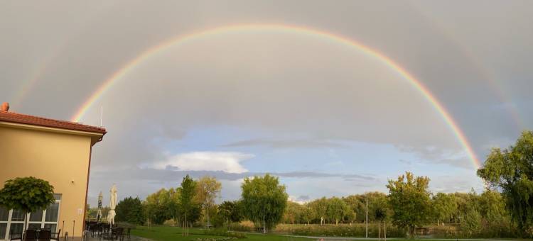 Gyirmót体育与健康酒店(Gyirmót Sport & Wellness Hotel)图片