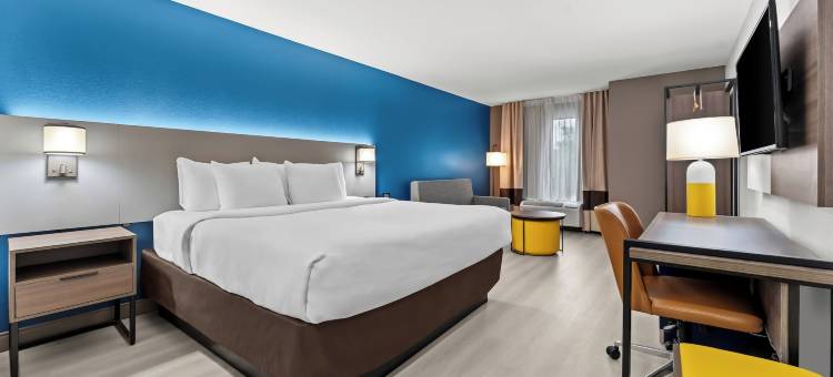 佩里国家博览会场区舒适套房酒店(Comfort Inn & Suites Perry National Fairgrounds Area)图片