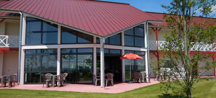 蒙特马罗尔快捷酒店 - 阿尔伯格大露营旅馆(FastHotel Montmarault - Auberge du Grand Champ)图片